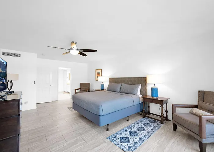 Guest Casita, New Pickleball, Tile Floor Holiday home *
